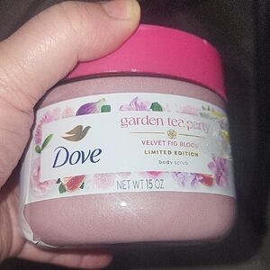 Velvet Fig Bloom Body Scrub - Sealed